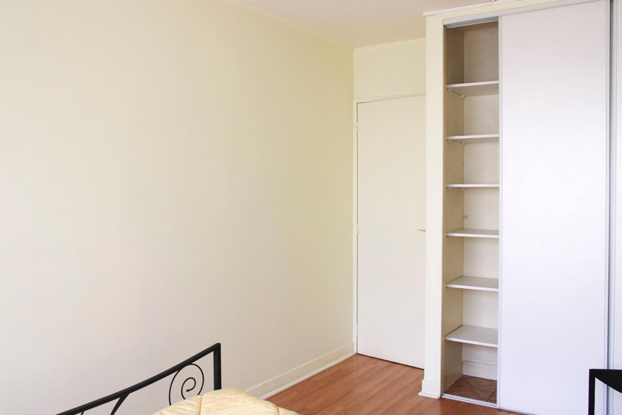 Spacious 3 With Balcony In