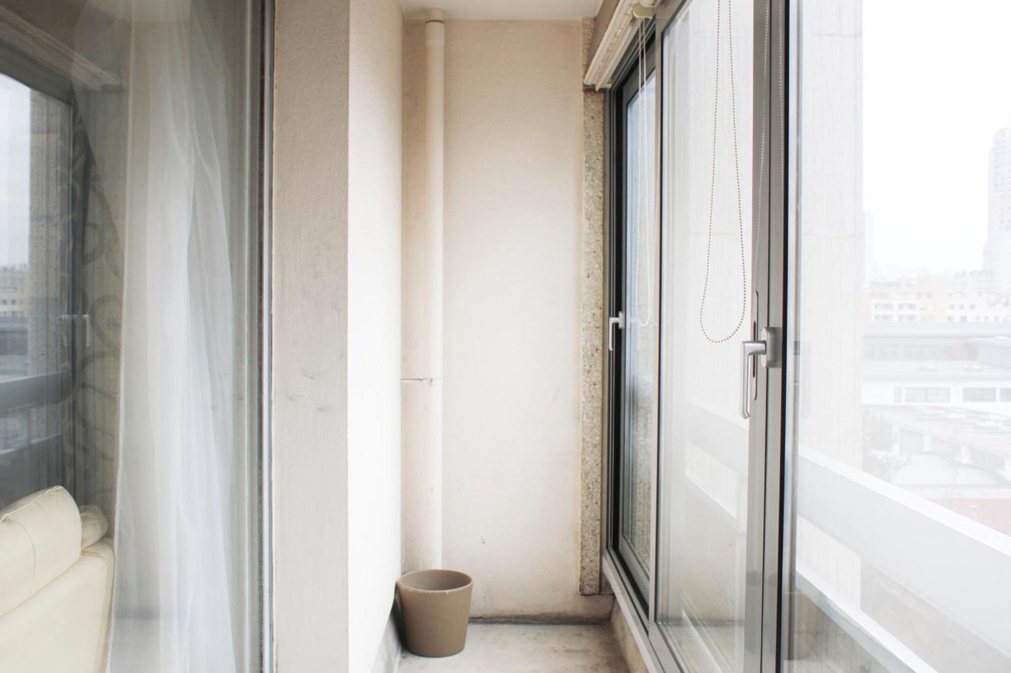 Spacious 3 With Balcony In *