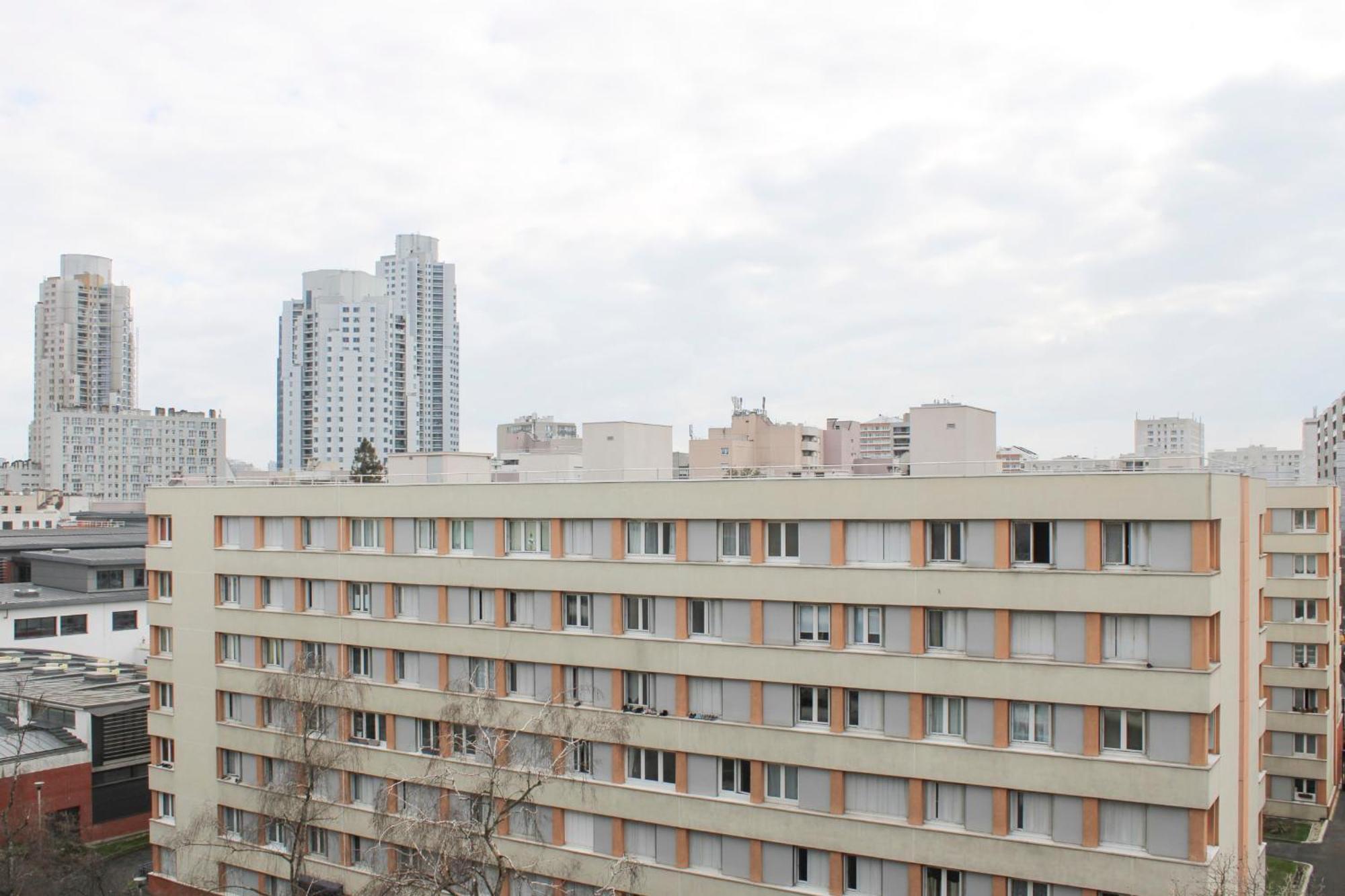 Spacious 3 With Balcony In * Paris