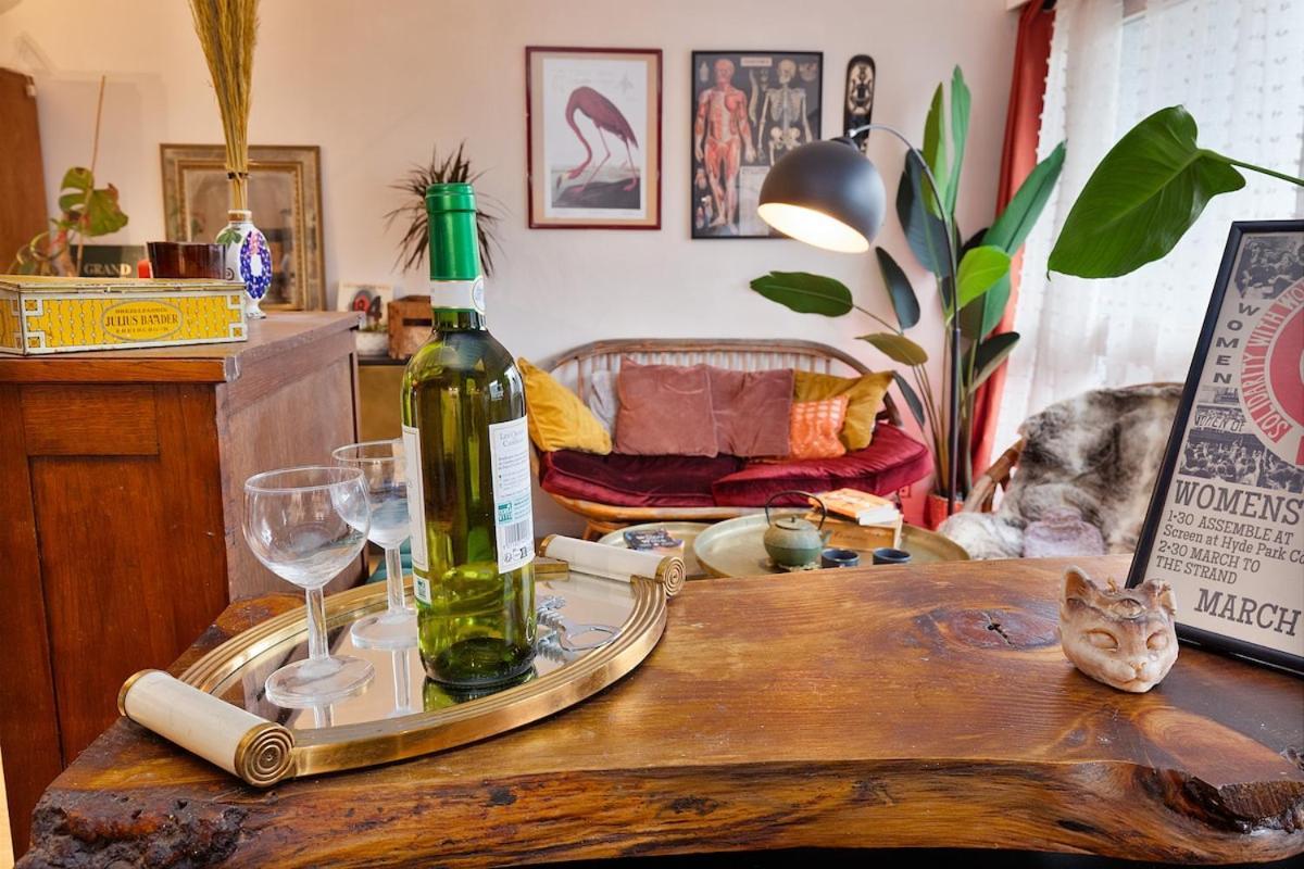 Apartment Atypical In Butte Montmartre
