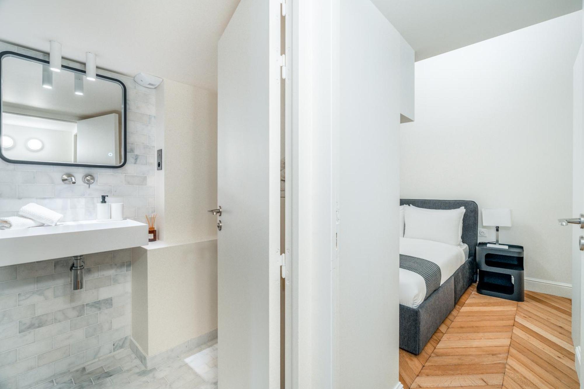 Luxury And Elegance Louvre - Rivoli Apartment Paris