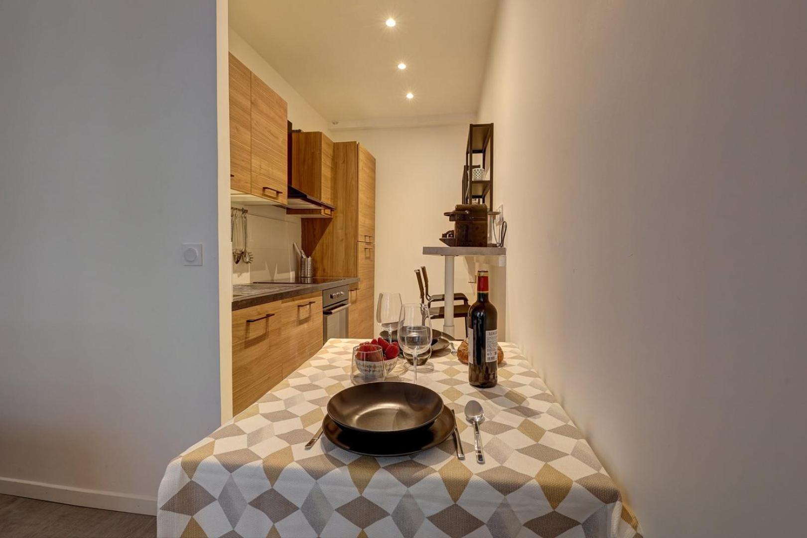 587 Stuart - Superb In Apartamento *