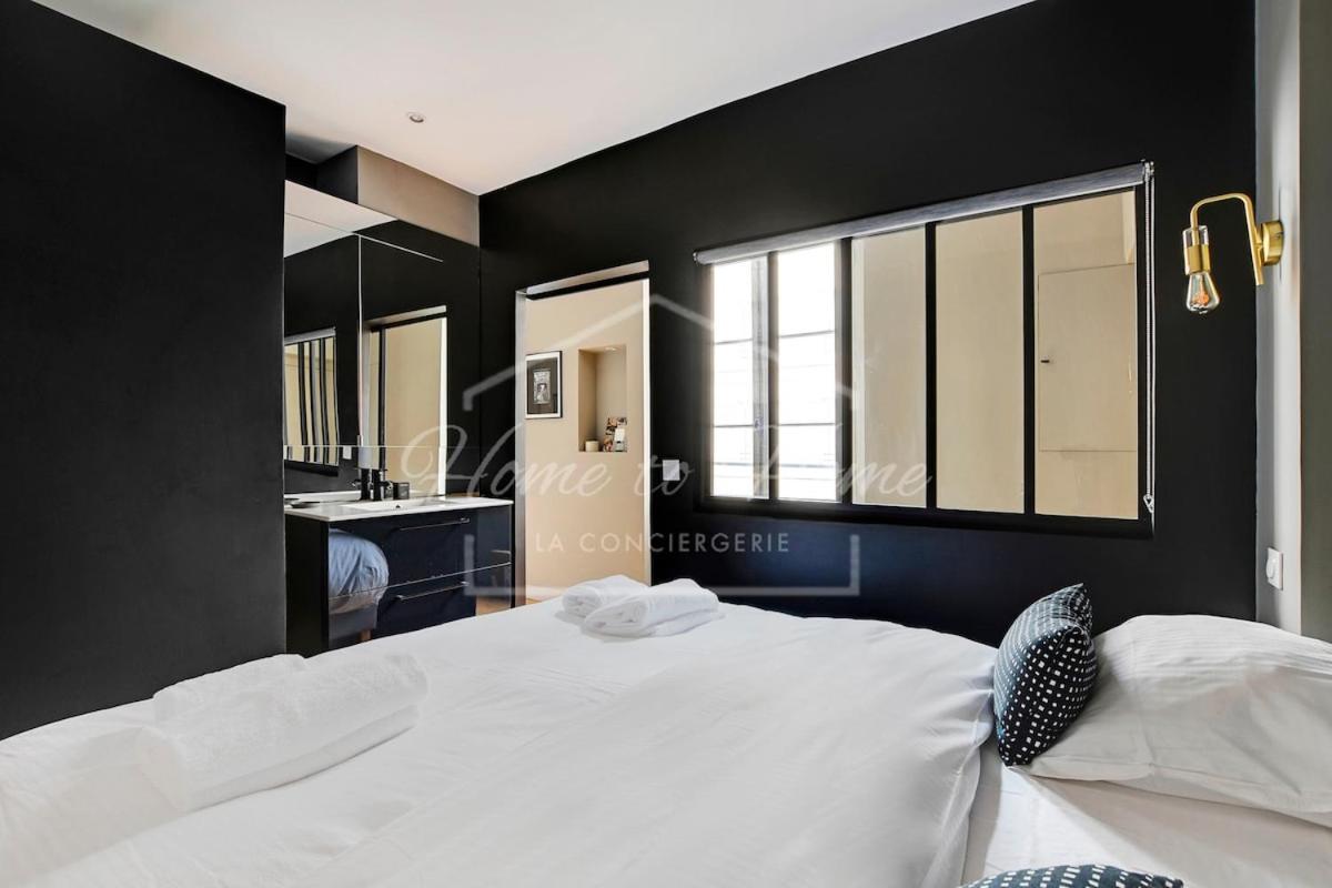 Apartment Rivoli Street - Tuileries Garden - Luxury Comfort Paris