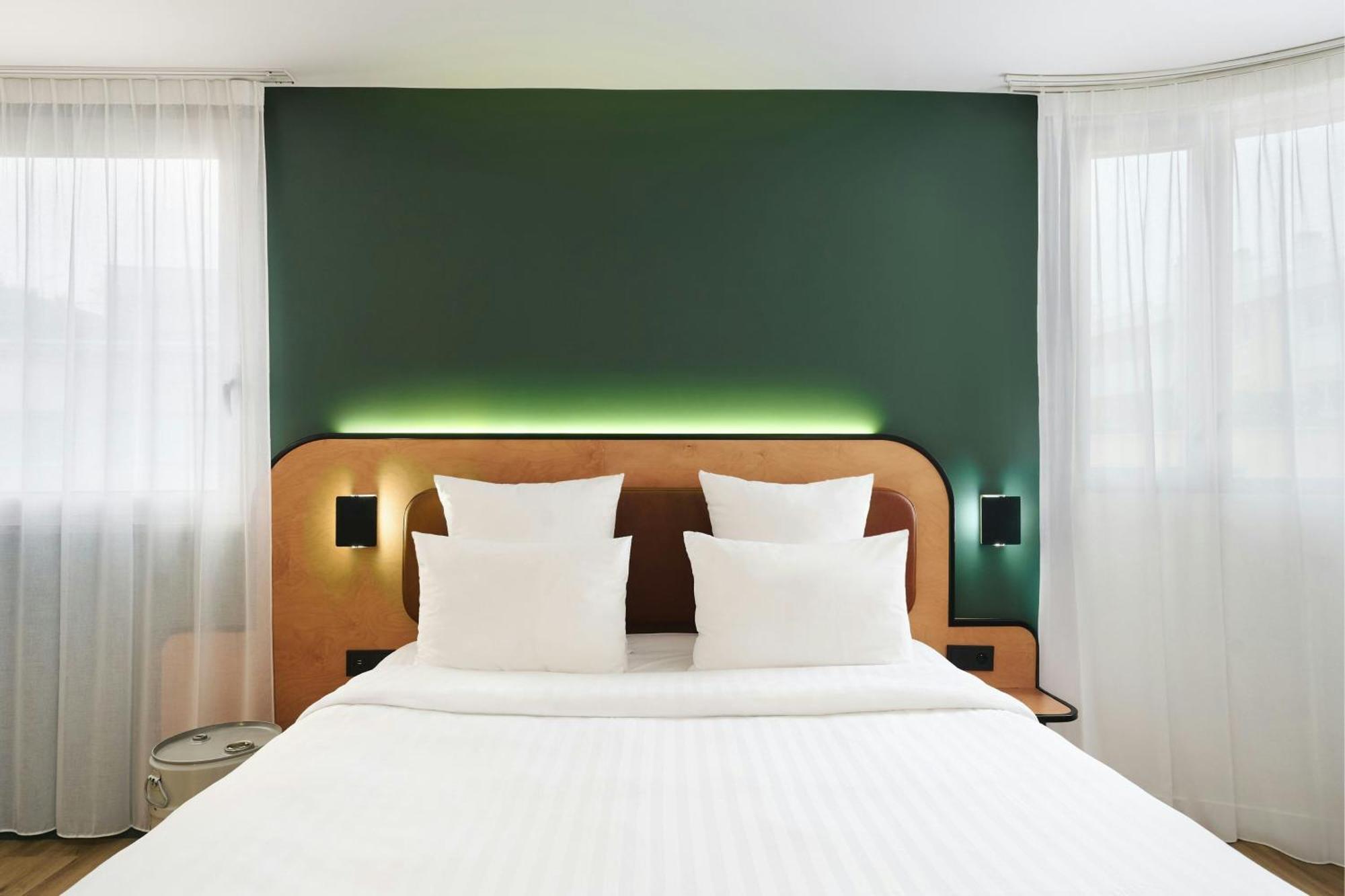 Moxy Bastille Hotel Paris