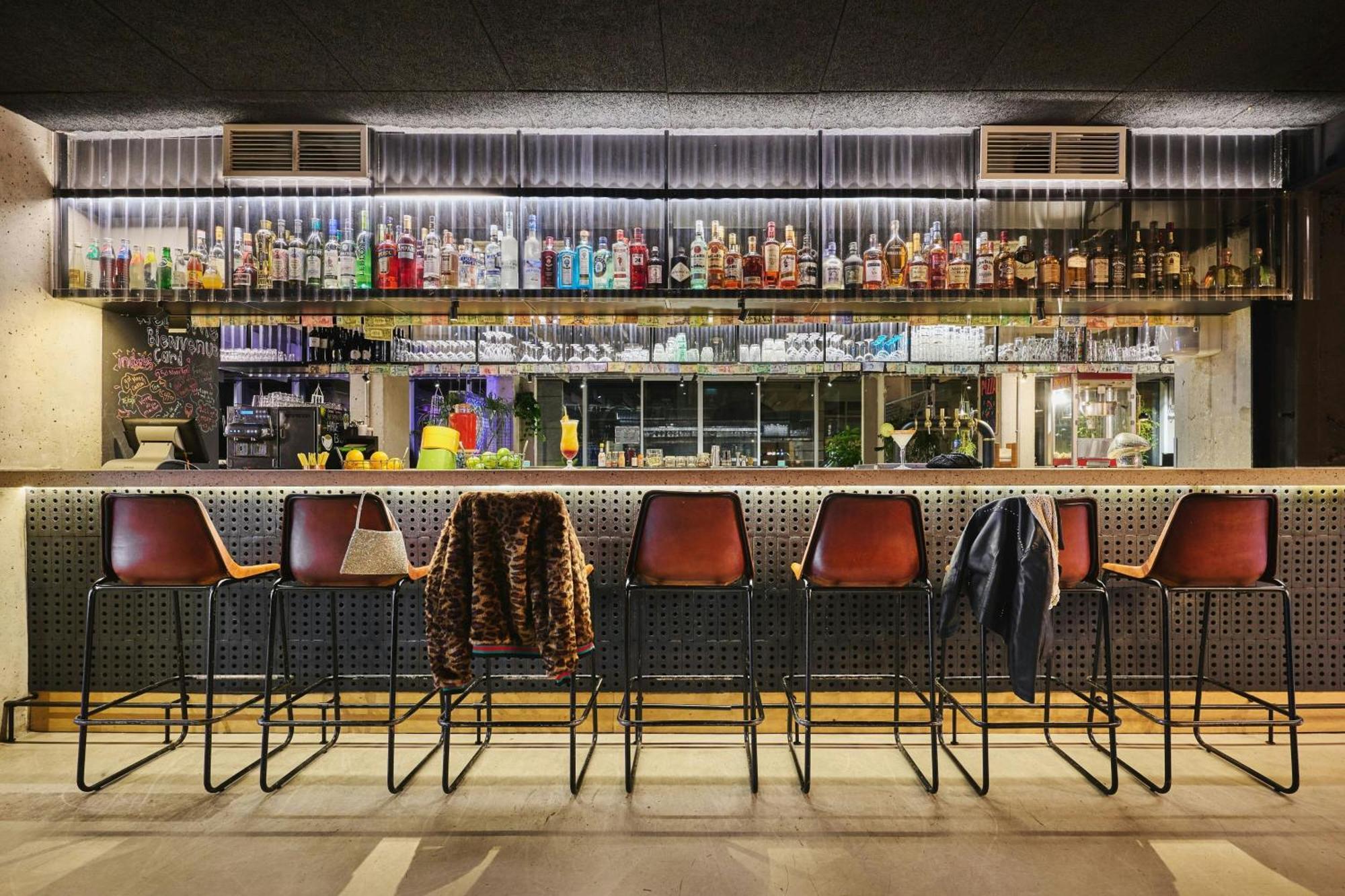Moxy Bastille 3*
