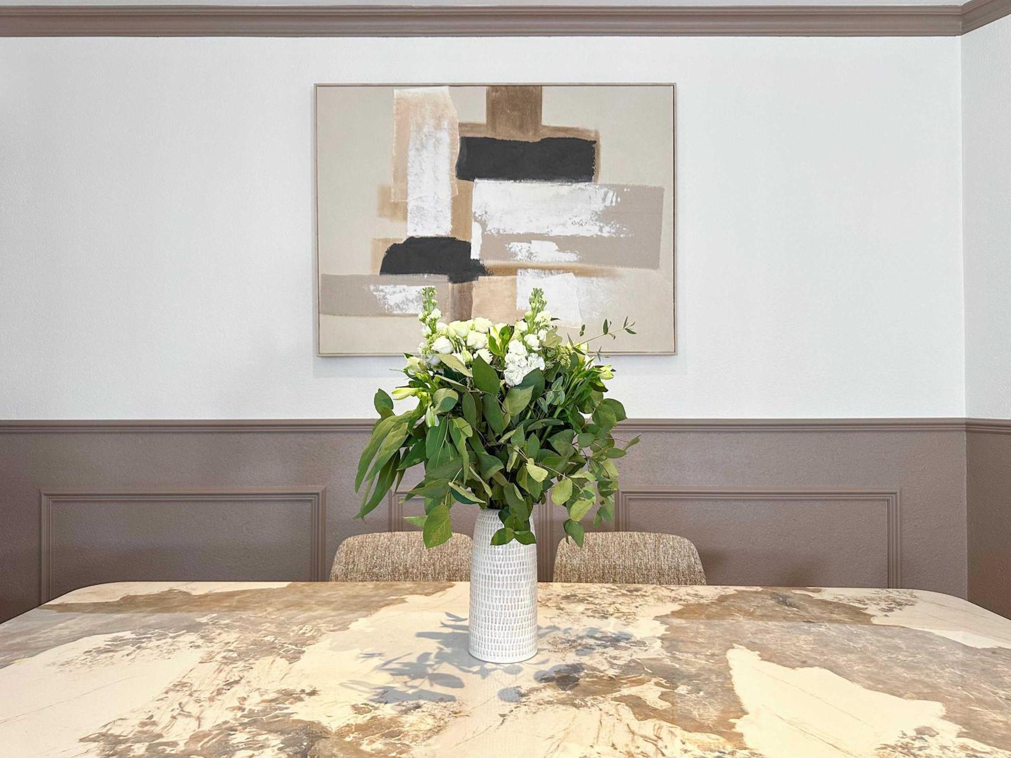 Premium In Champs-elysees *