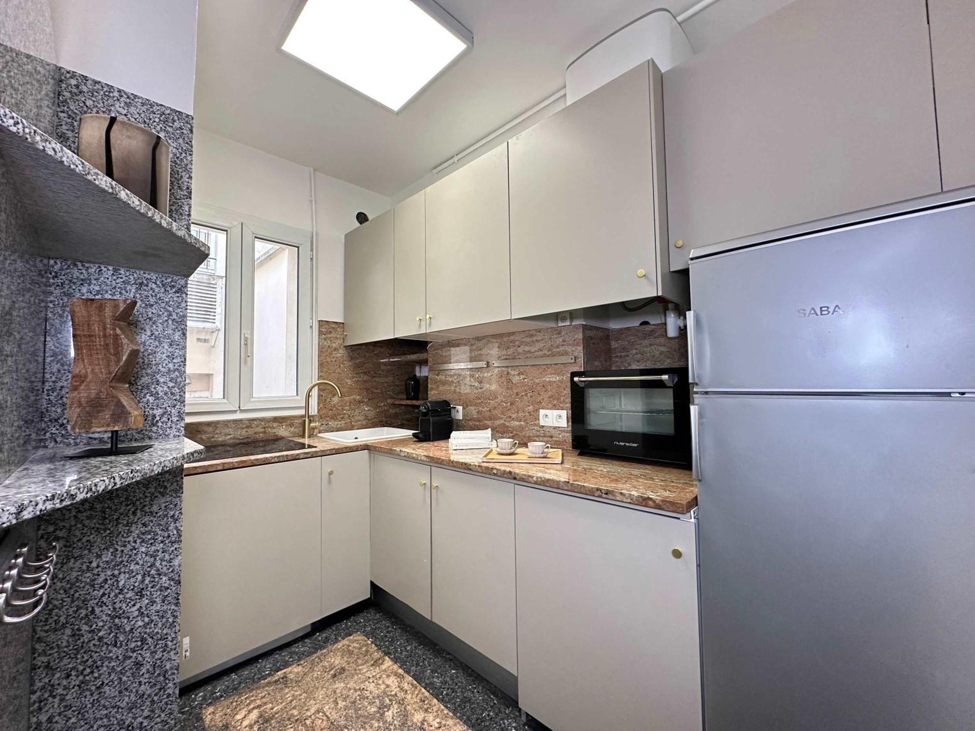 Premium In Champs-elysees Apartment