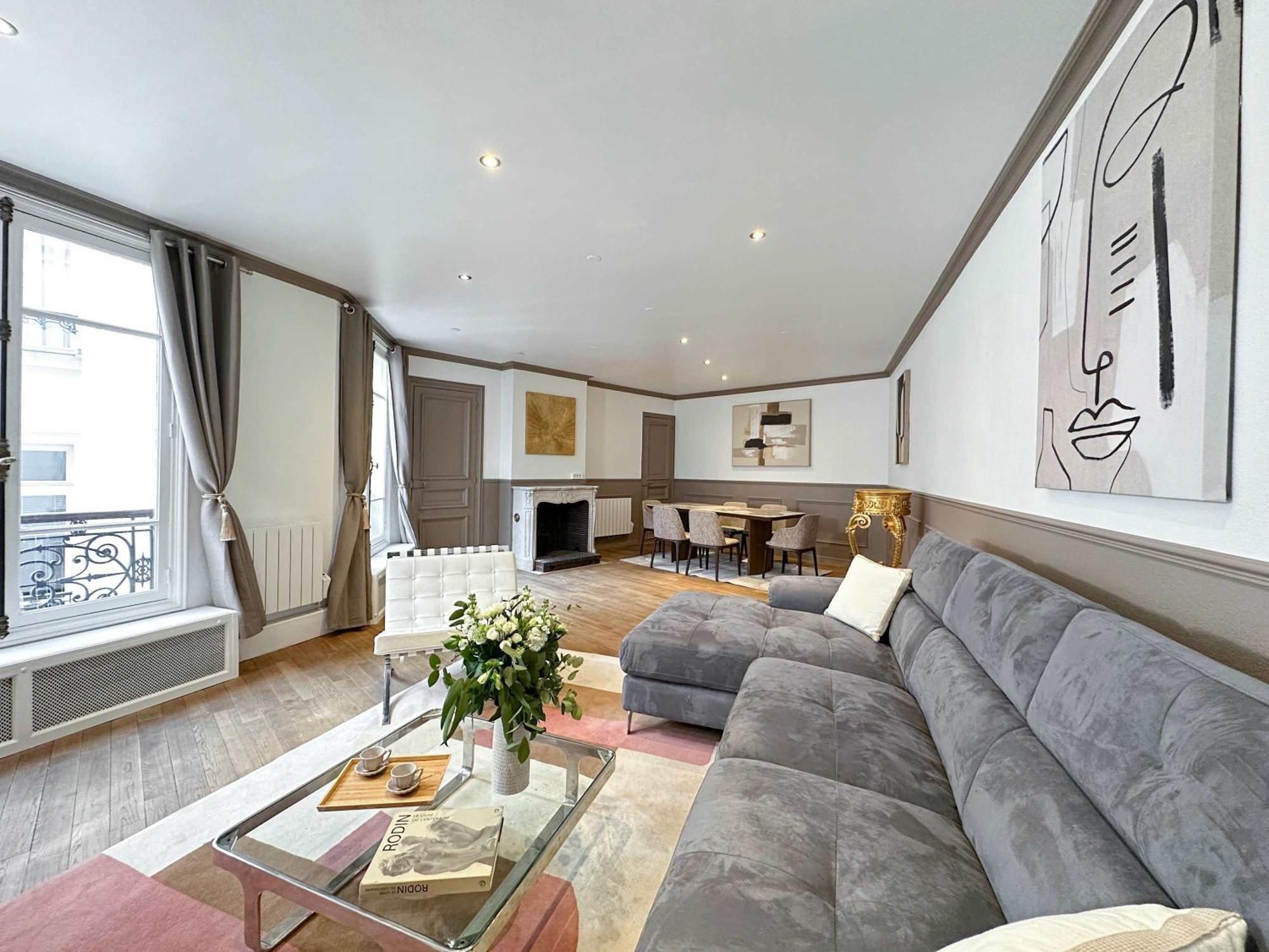 Apartment Premium In Champs-elysees