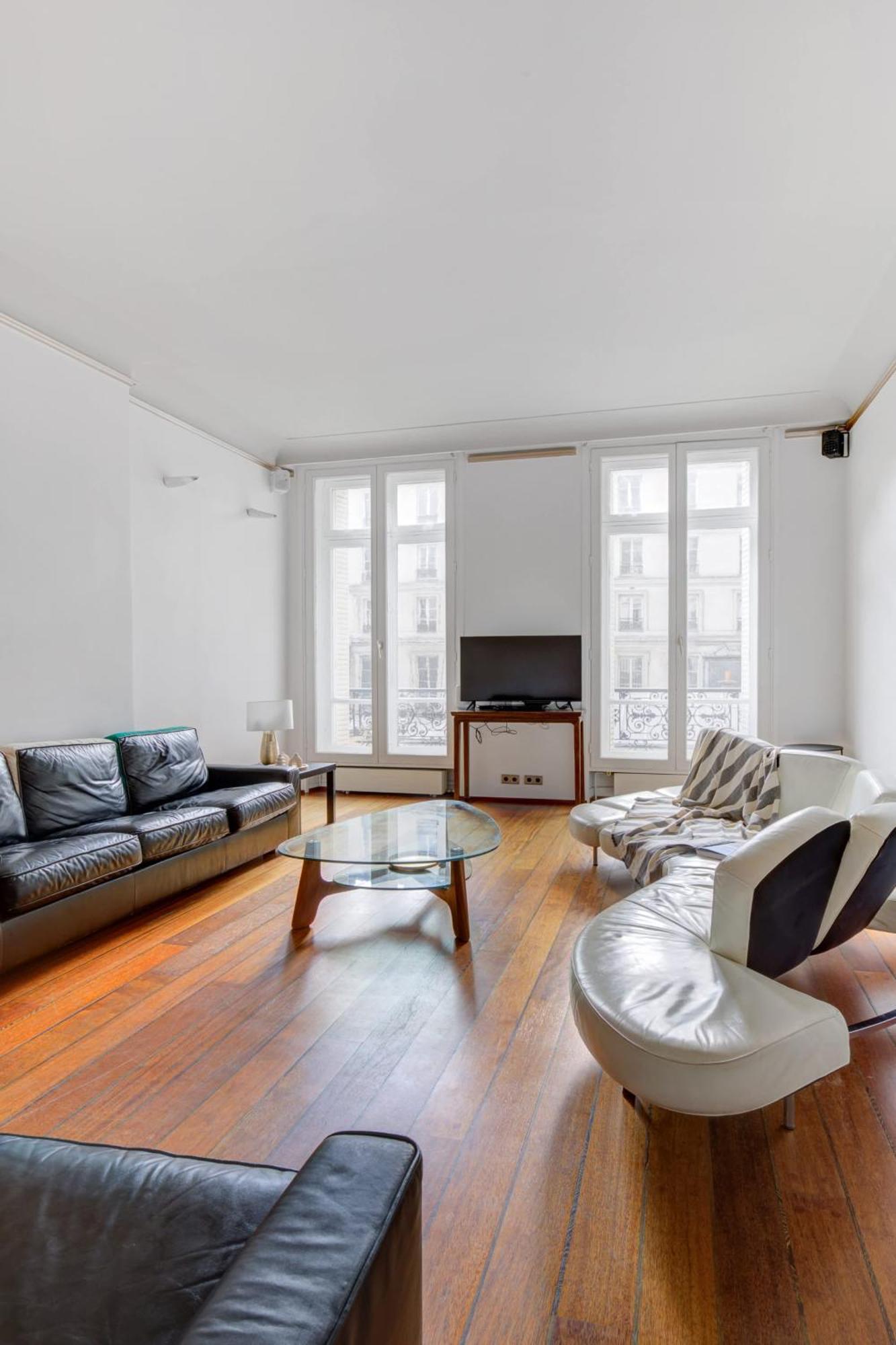 Bnbnova - Le Marais & Place De La Republique - 3br Apartment Paris