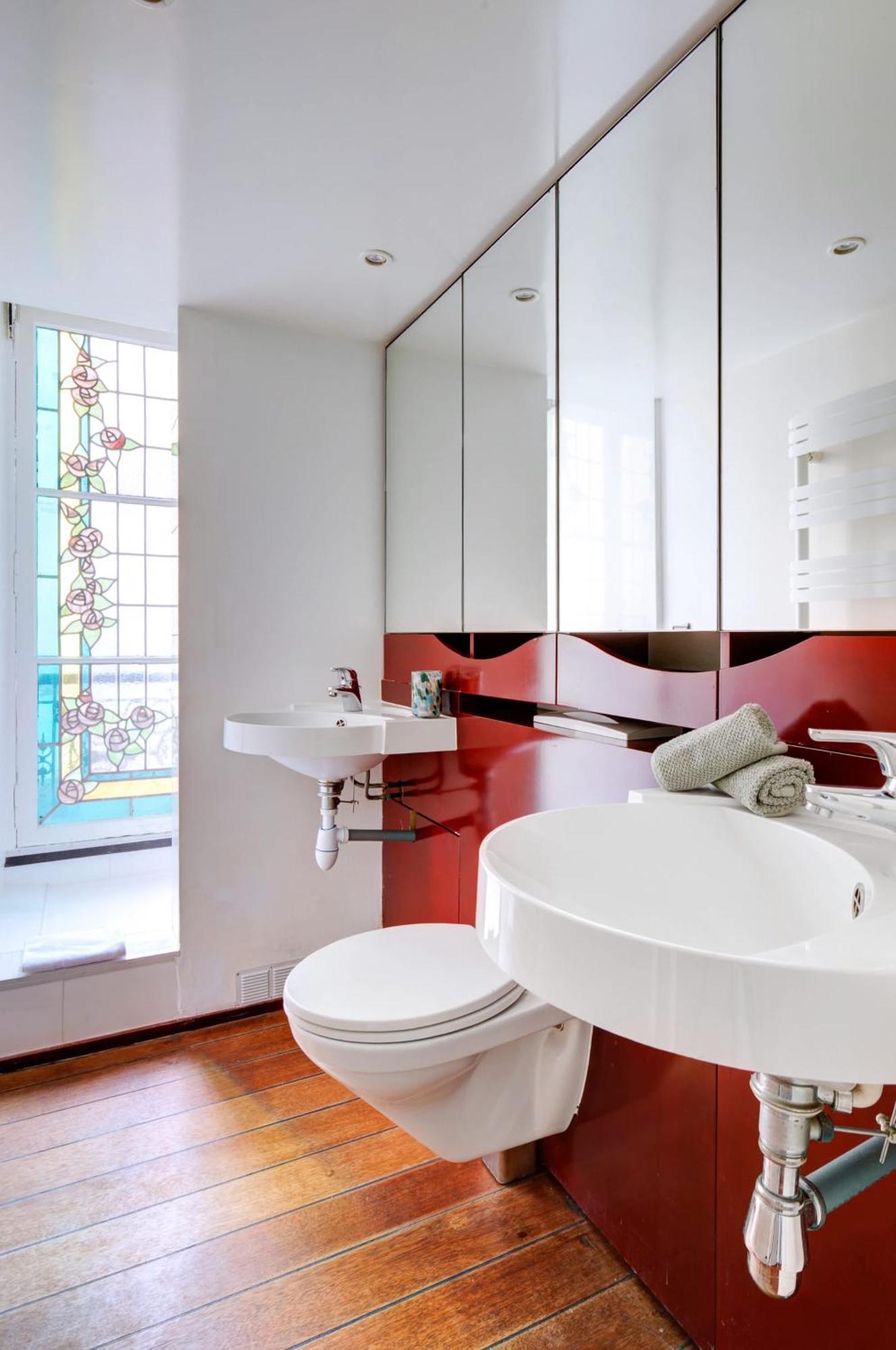 Bnbnova - Le Marais & Place De La Republique - 3br Apartment *