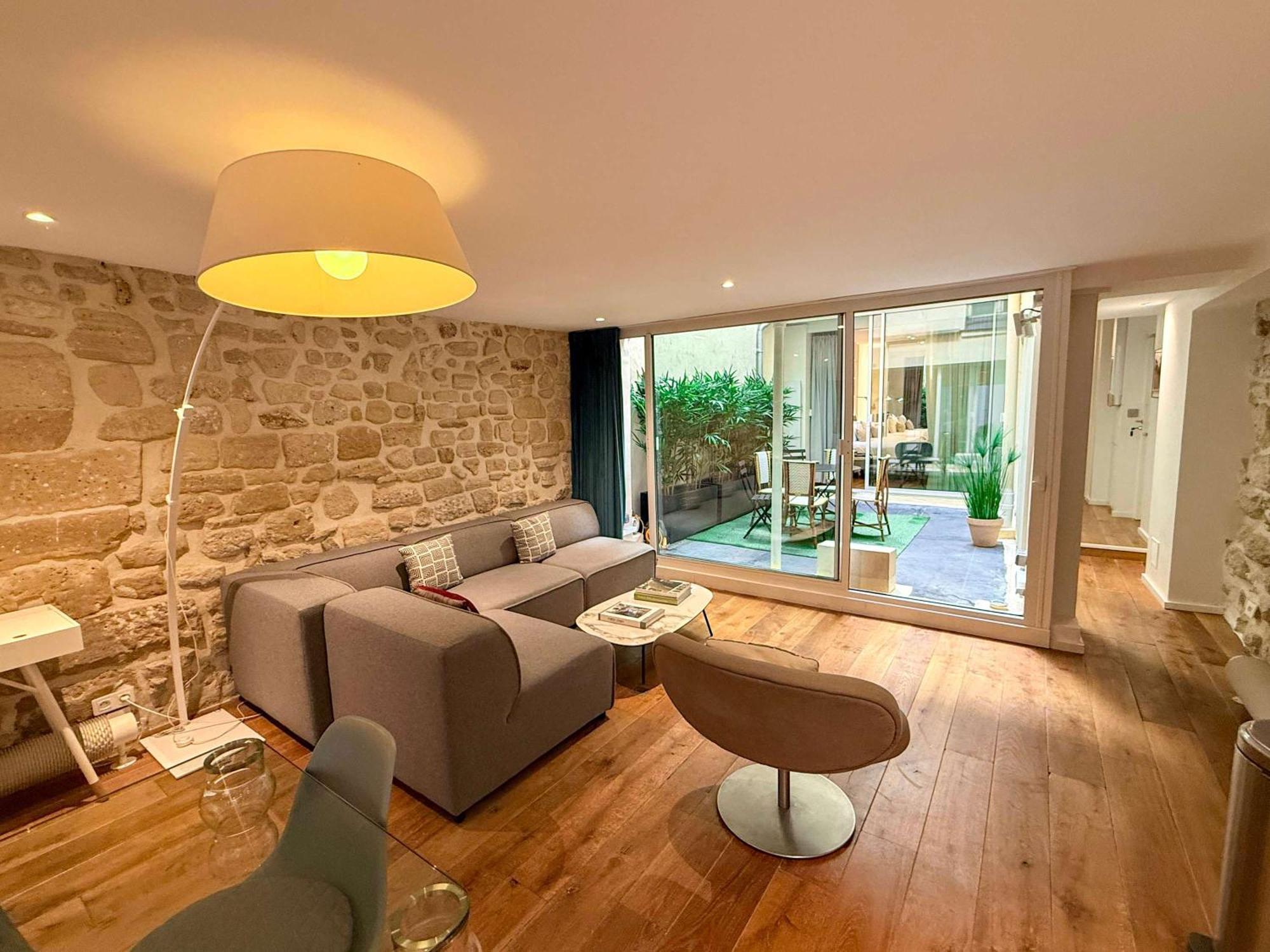 Apartment Jardin Prive - Gorgeous 3 Bed House In Le Marais
