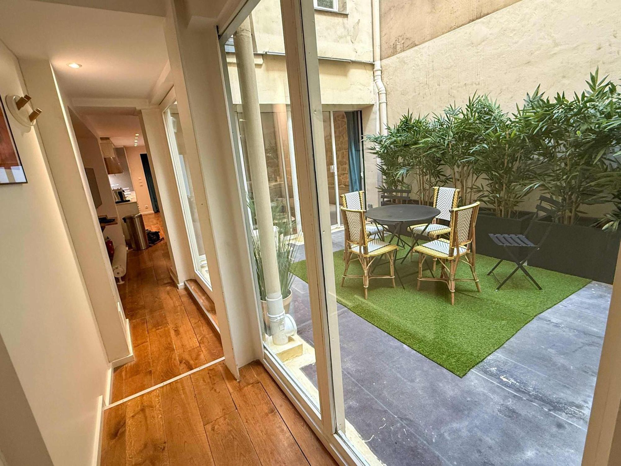 Jardin Prive - Gorgeous 3 Bed House In Le Marais Apartment *
