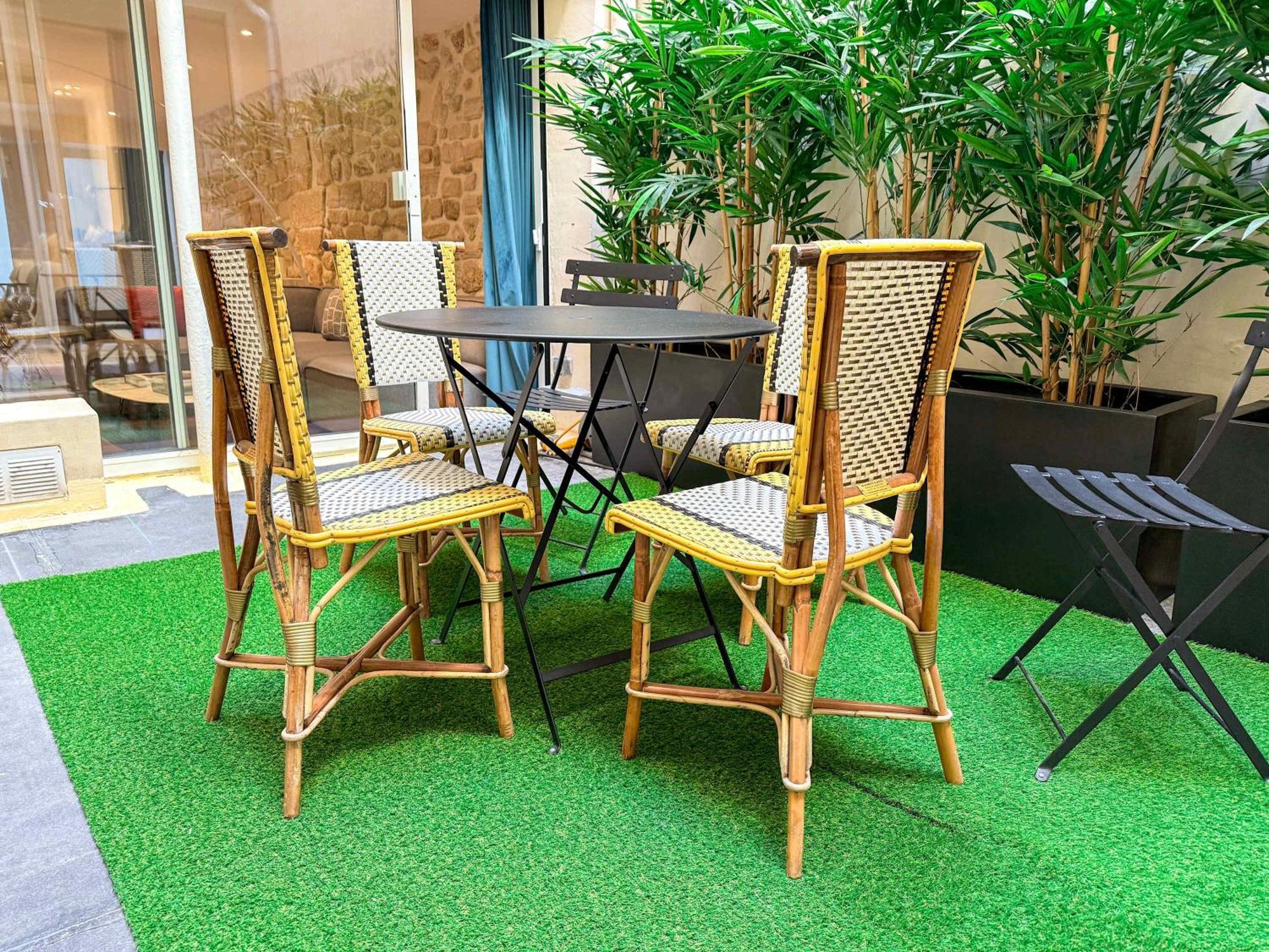 Apartment Jardin Prive - Gorgeous 3 Bed House In Le Marais *