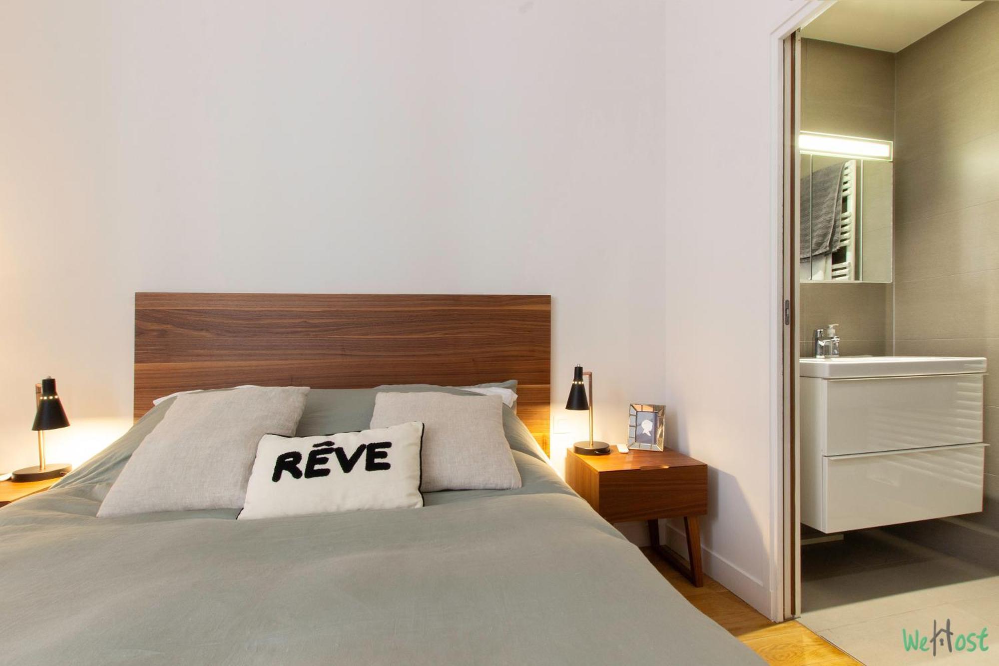 Apartment Faubourg Montmartre - Ci - Joli Parisien Pour 2 Personnes 9eme *