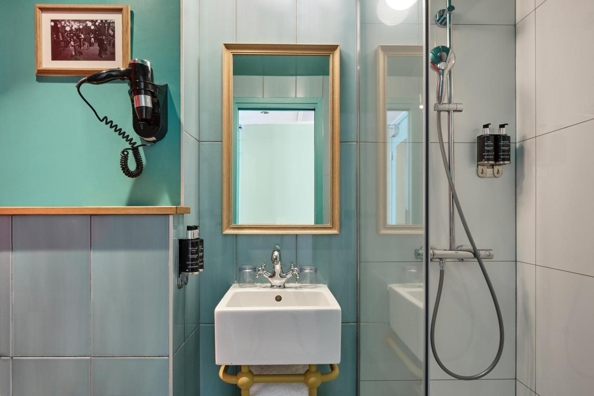 Hotel Josephine By Happyculture 4*