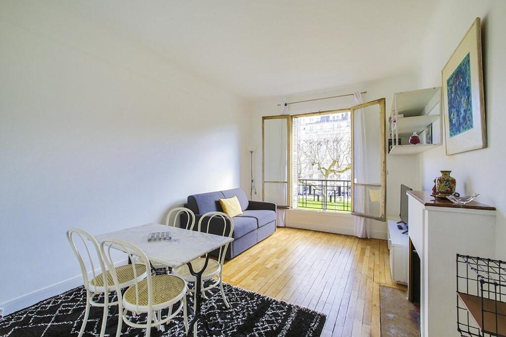 Le Breteuil Calme & Lumineux Invalides Apartment Paris