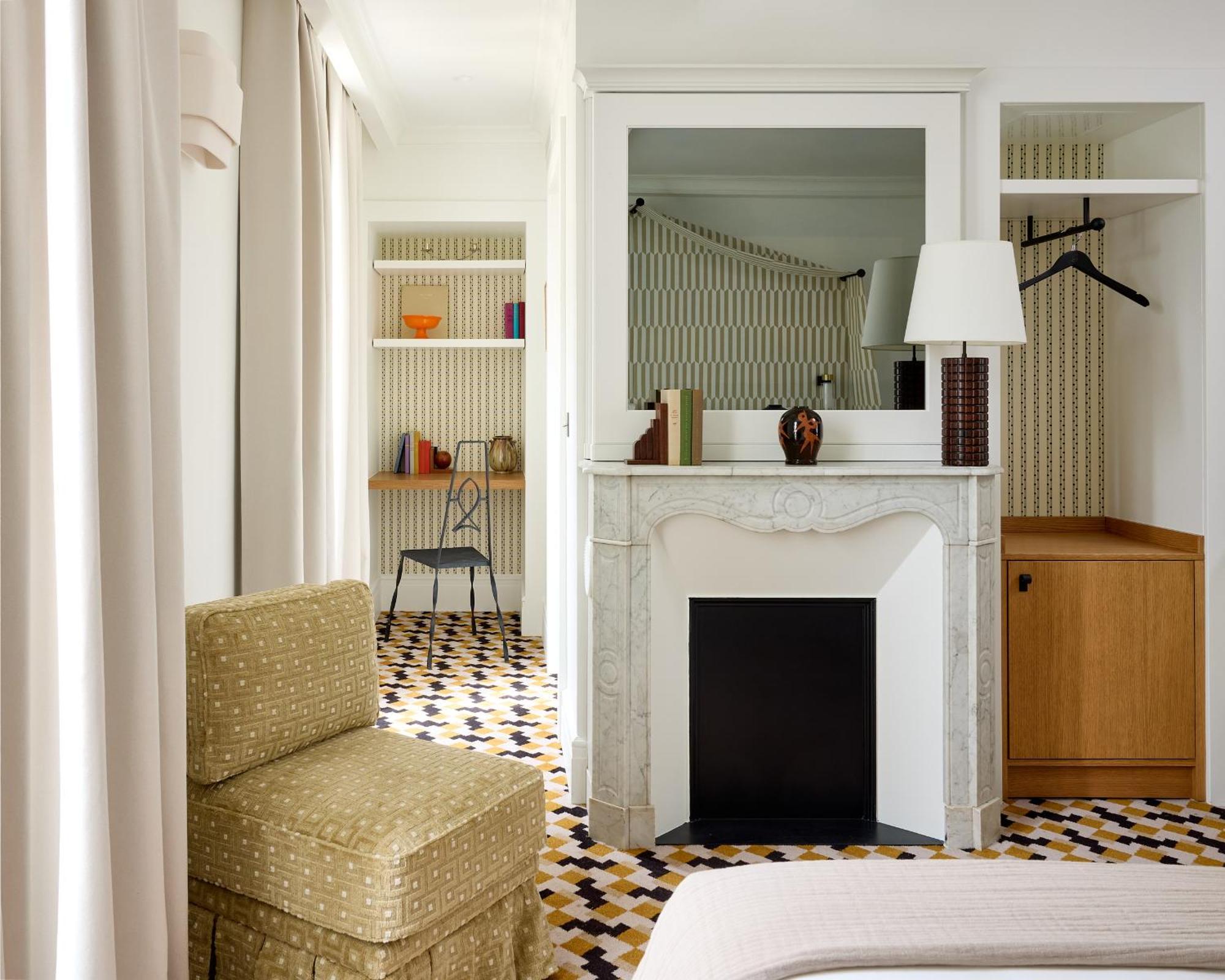 Noucha Hotel 4*