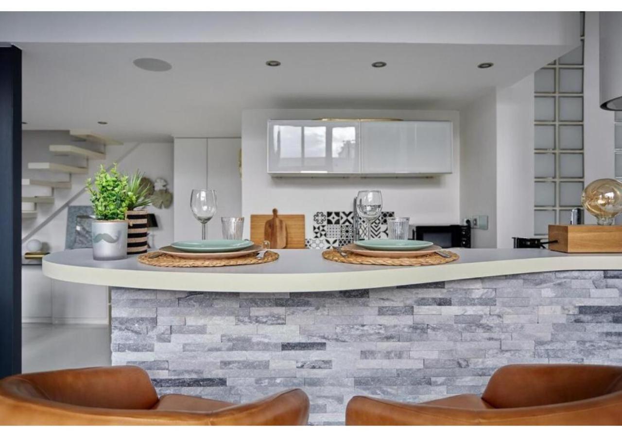 Duplex Center Of By Prestige Apartment Paris