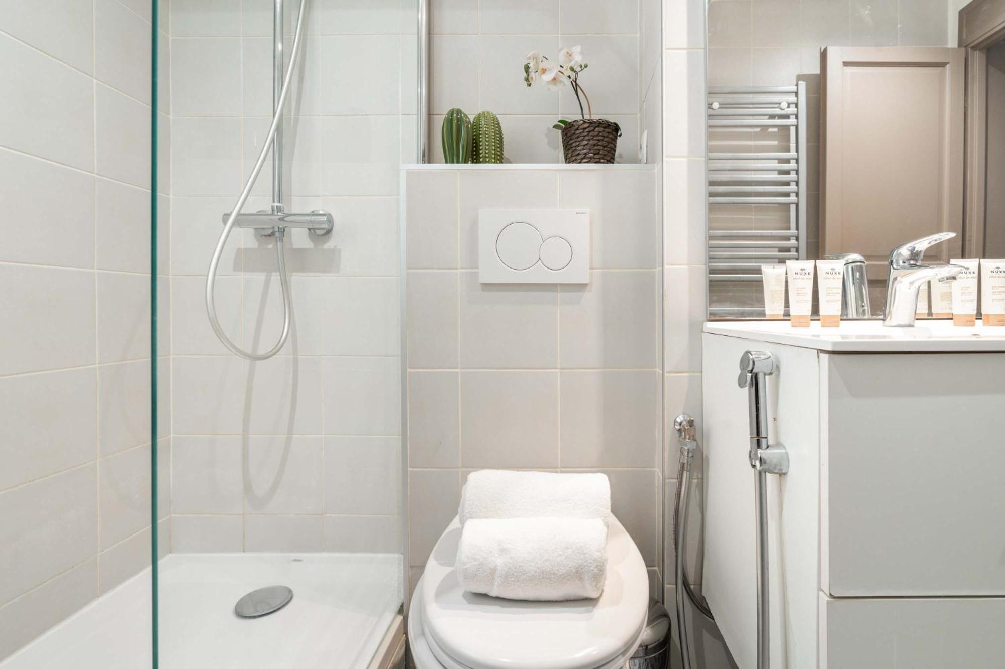 Apartment Premium In Champs-elysees