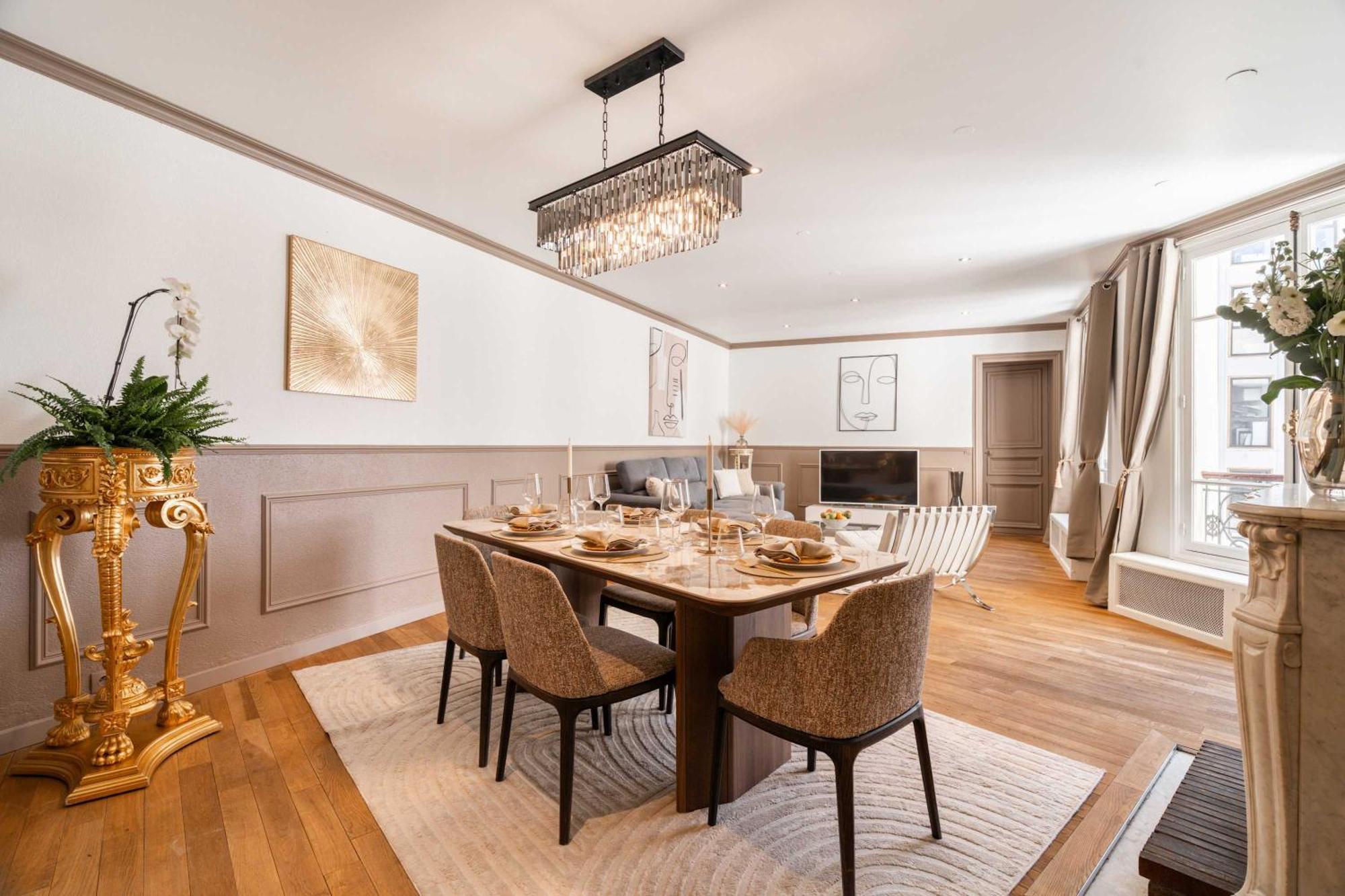 Premium In Champs-elysees Apartment Paris
