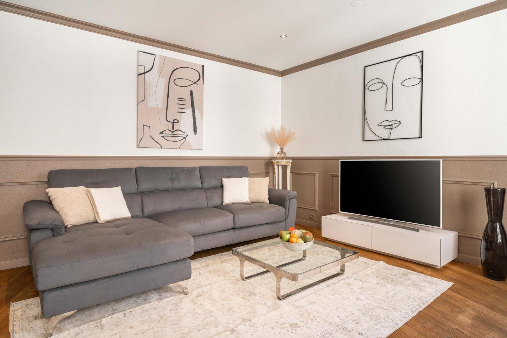 Premium In Champs-elysees Apartment Paris