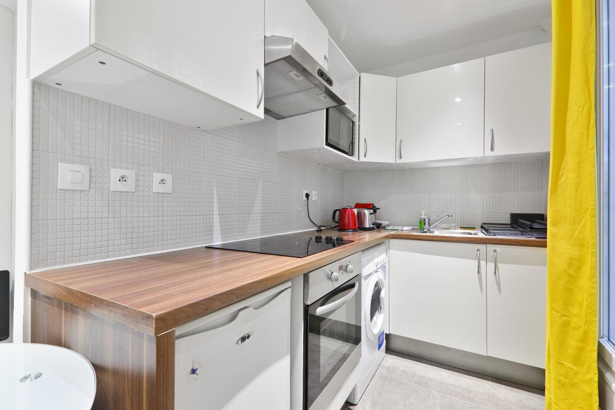 Heart Of - 2br - 6p - Le Marais 8 Free Netflix Apartment