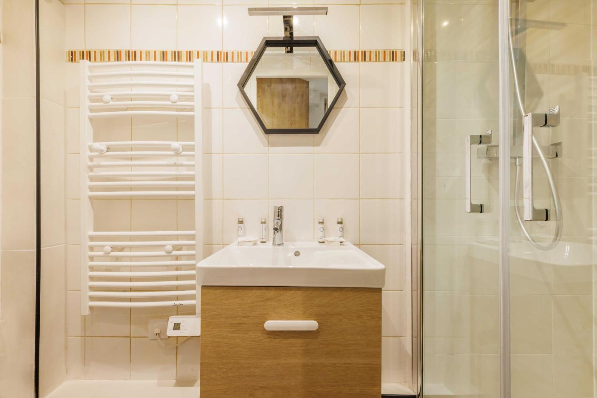 Peaceful - 2p - Buttes-chaumont With Ac Apartment
