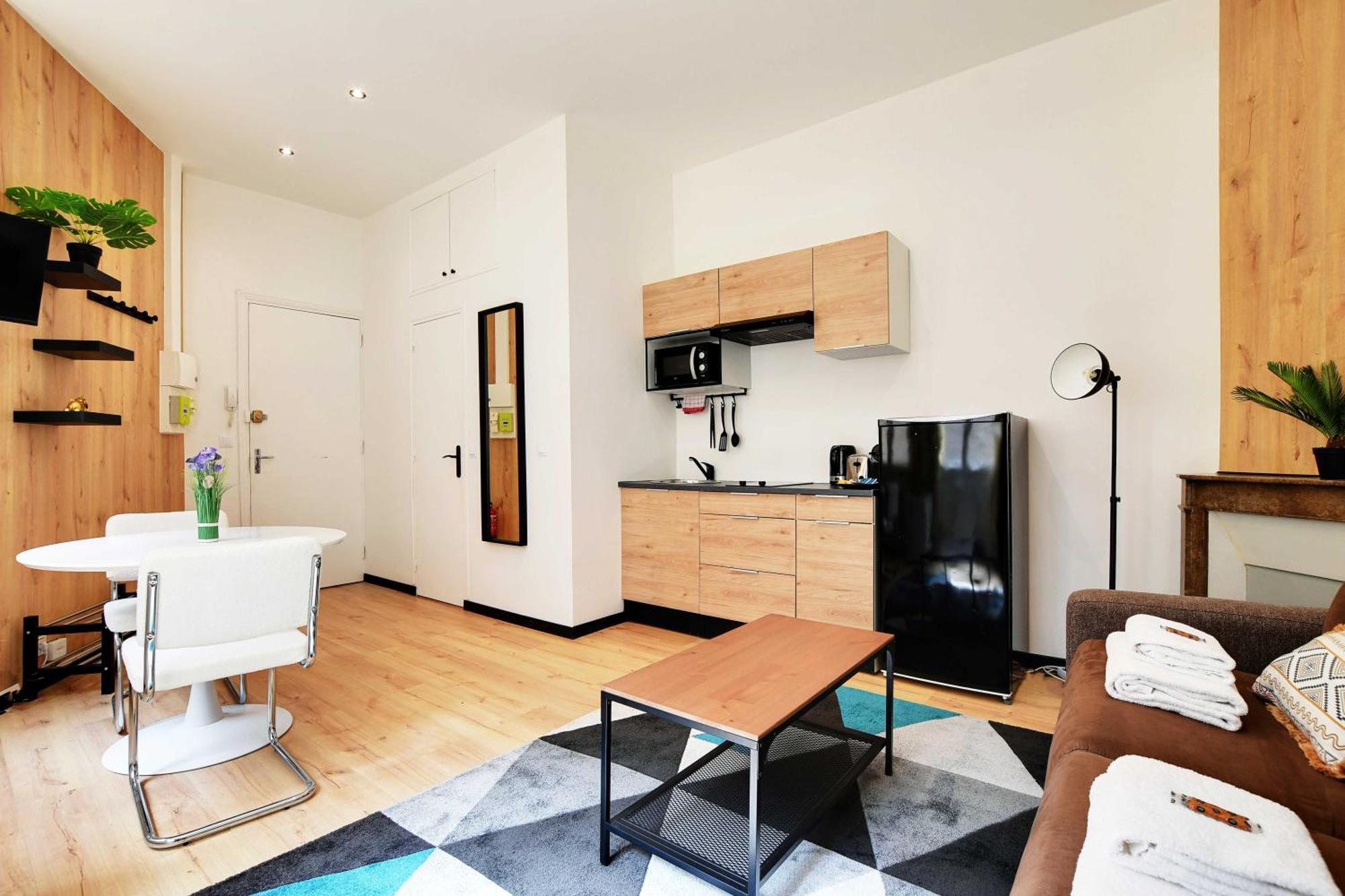 Peaceful - 2p - Buttes-chaumont With Ac Apartment