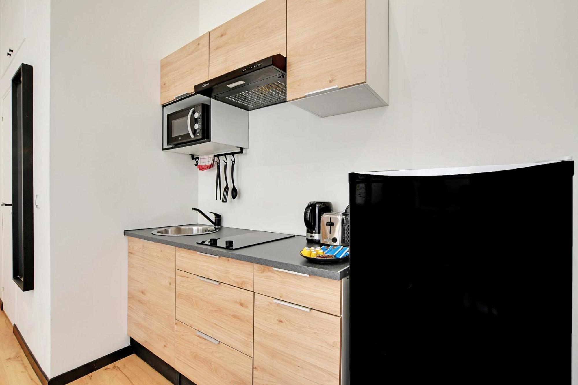 Apartment Peaceful - 2p - Buttes-chaumont With Ac Paris