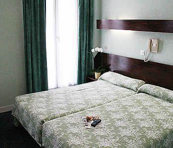 Est Hotel Paris