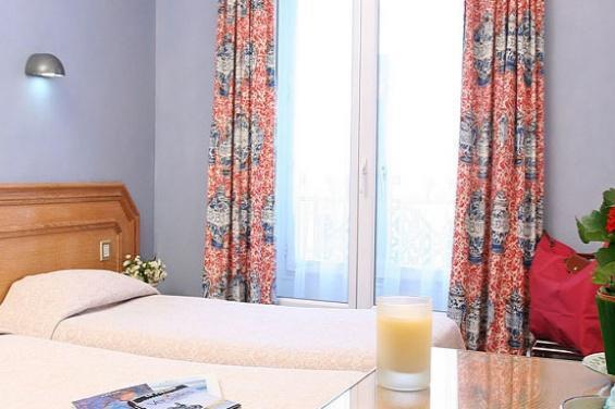Des Mines Hotel 3*