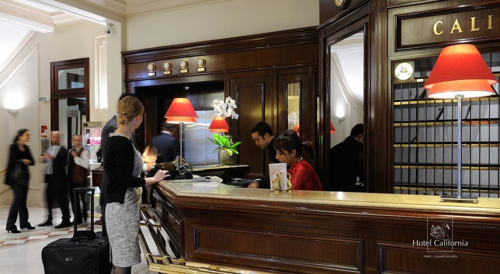 California Champs Elysées Hotel