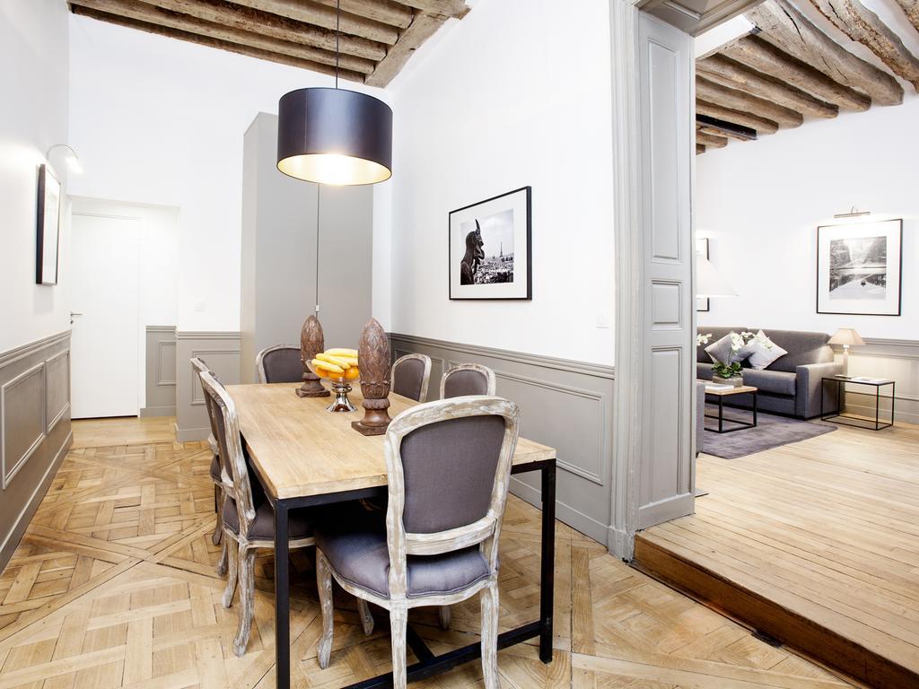Livinparis - Luxury 2 Bedrooms Le Marais I Apartment Paris