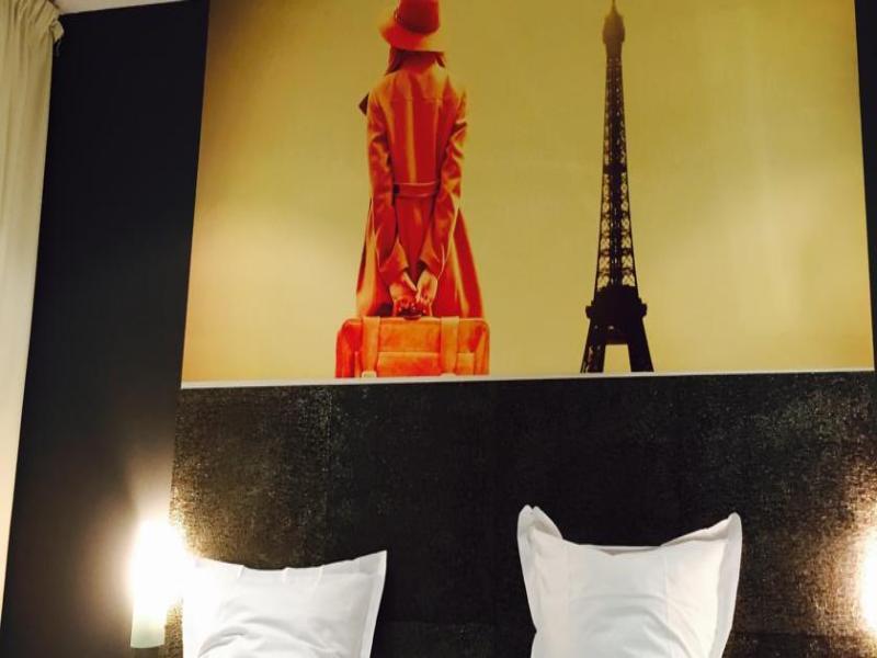 Hotel The Element 3*
