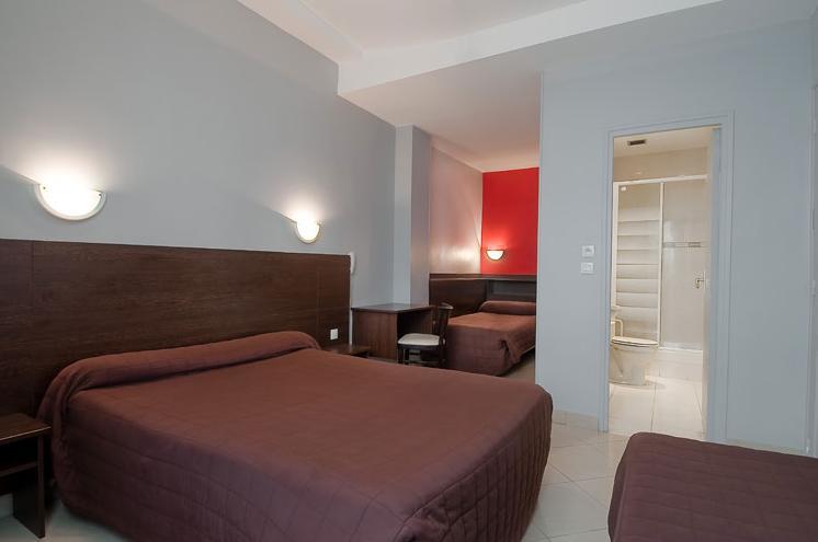 Hotel Saint Quentin Paris