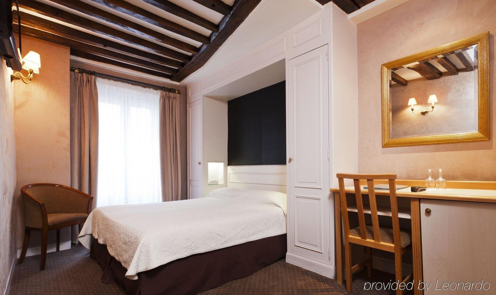 Royal Opéra 3* Paris