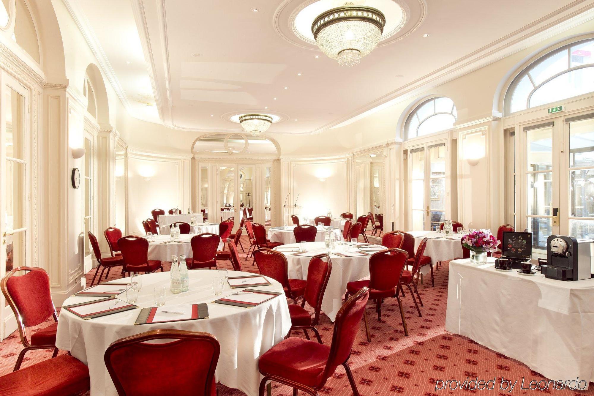 California Champs Elysées Hotel Paris