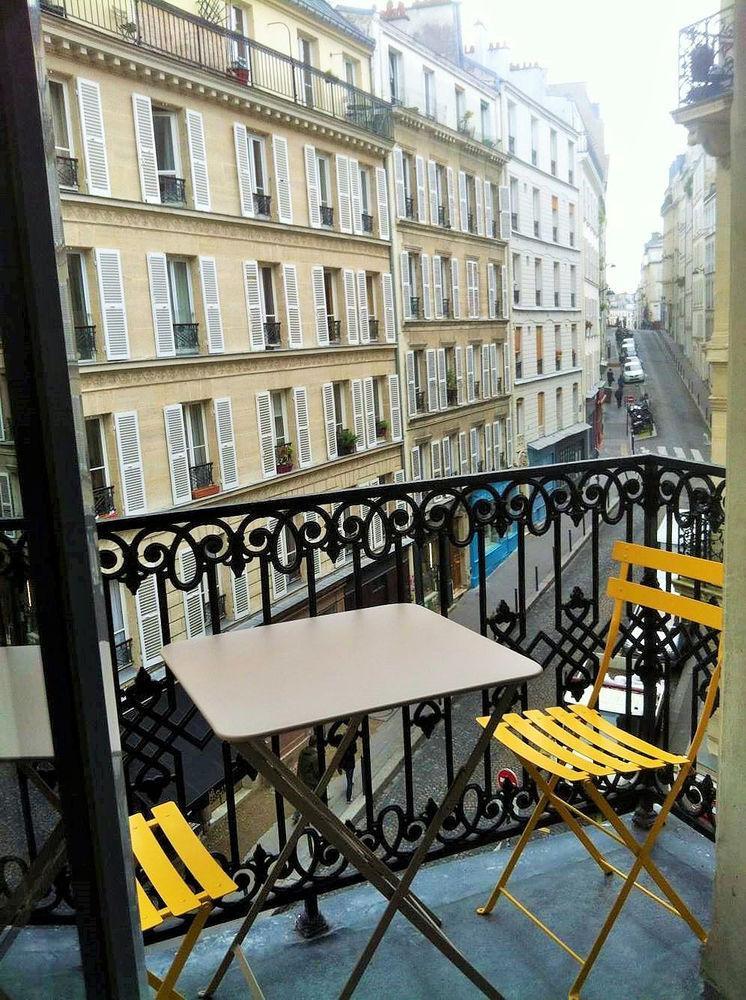 Bonséjour Montmartre 2*