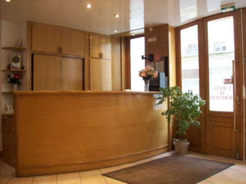 Des Métallos Hotel