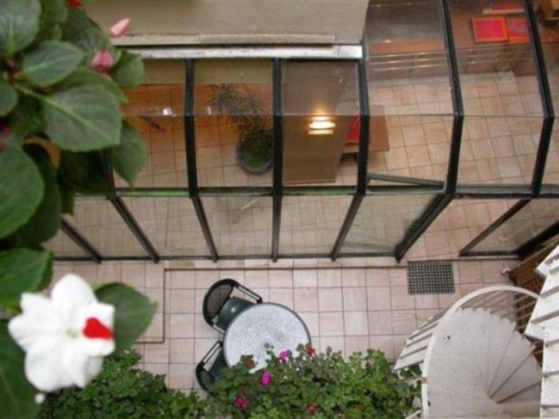 Hotel Timhotel Le Louvre Paris