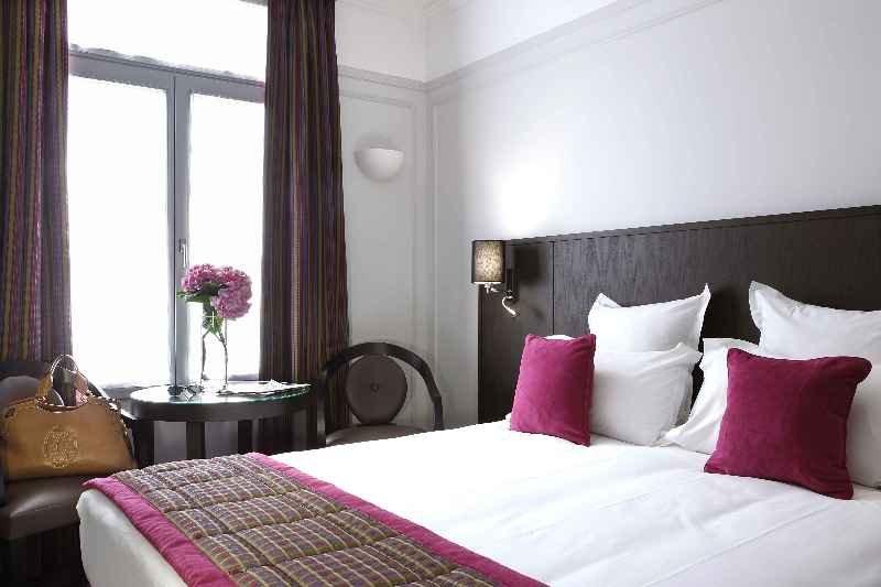 California Champs Elysées Hotel 4*