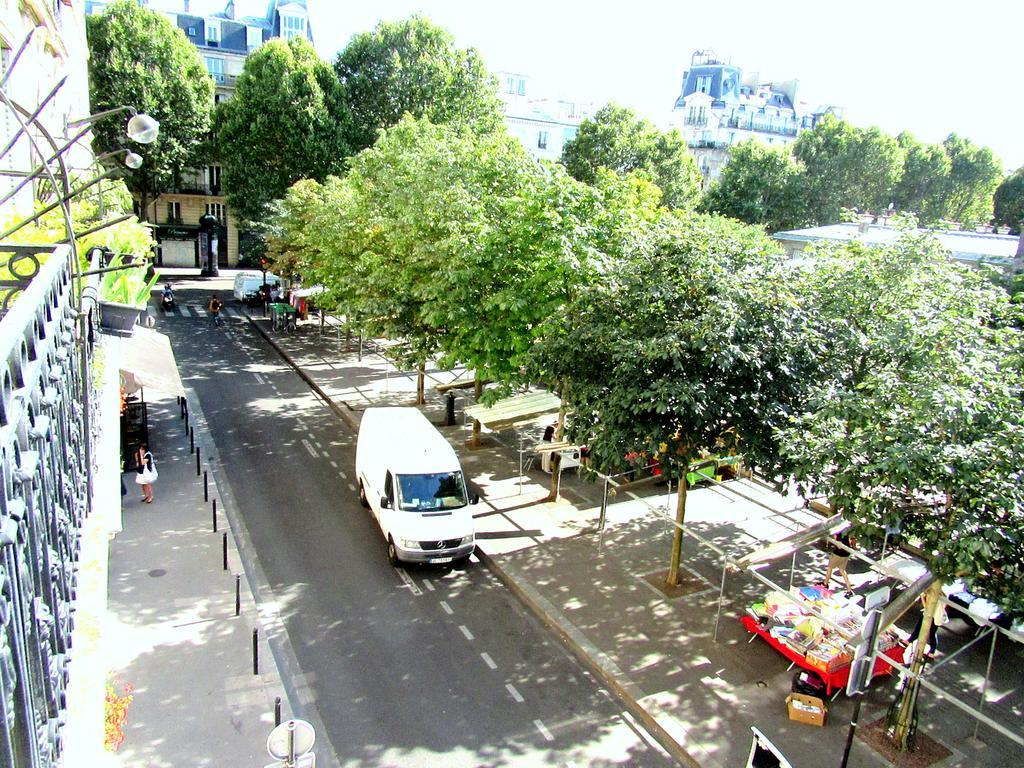 Du Square D'anvers Hotel