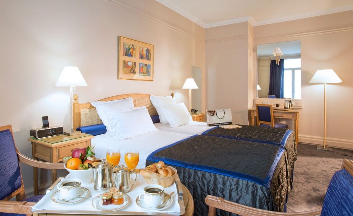 California Champs Elysées Hotel 4*