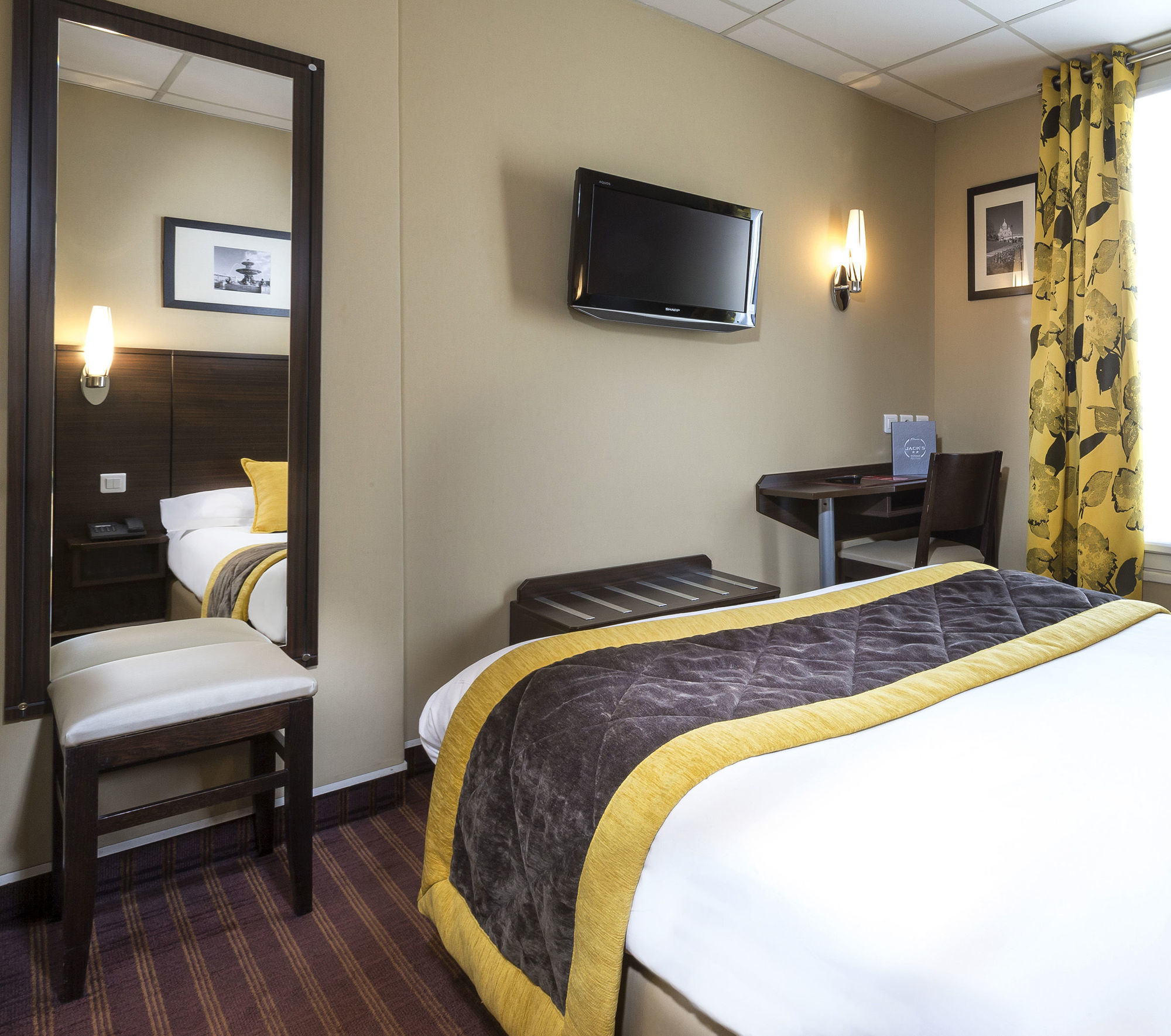 Jack's Hotel 3*