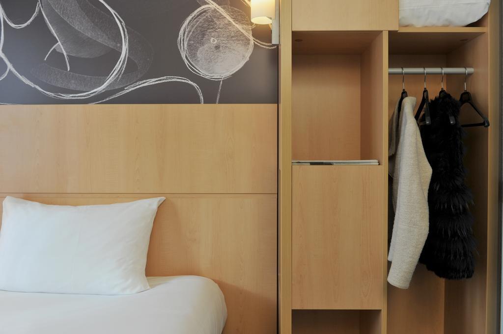 Ibis Vaugirard Porte De Versailles Hotel Paris