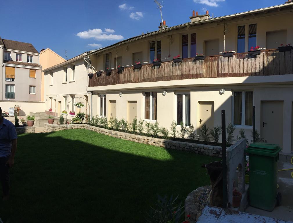 Hotel Rachel 3*