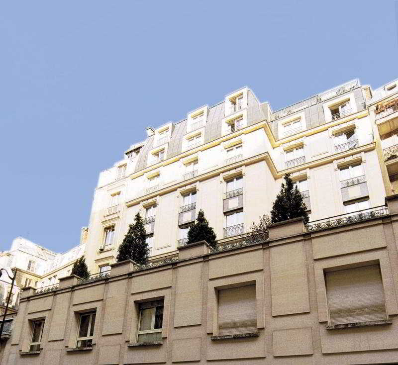 Adagio Haussmann Champs Elysees Aparthotel 4*