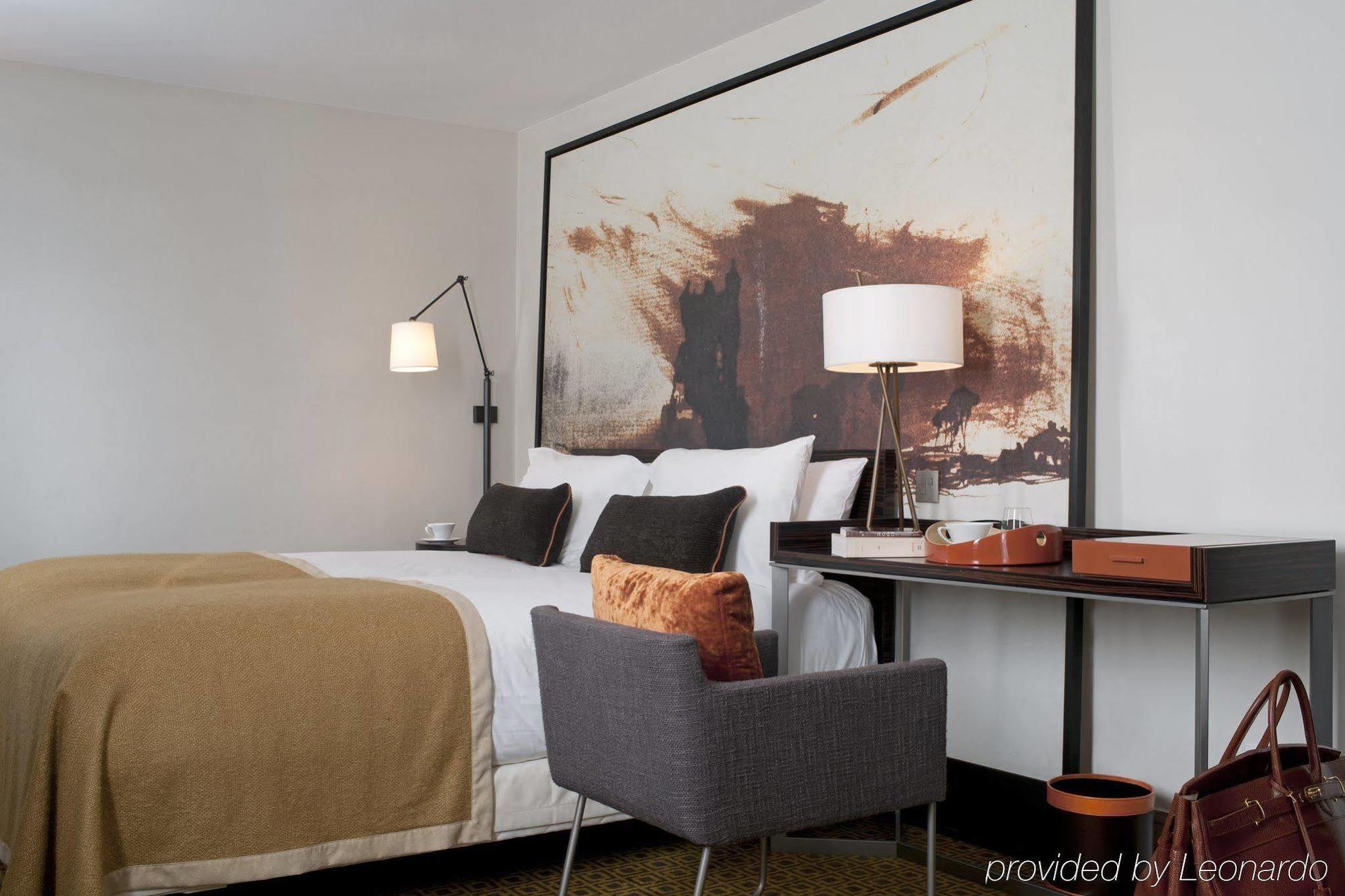 Beauchamps Hotel Paris