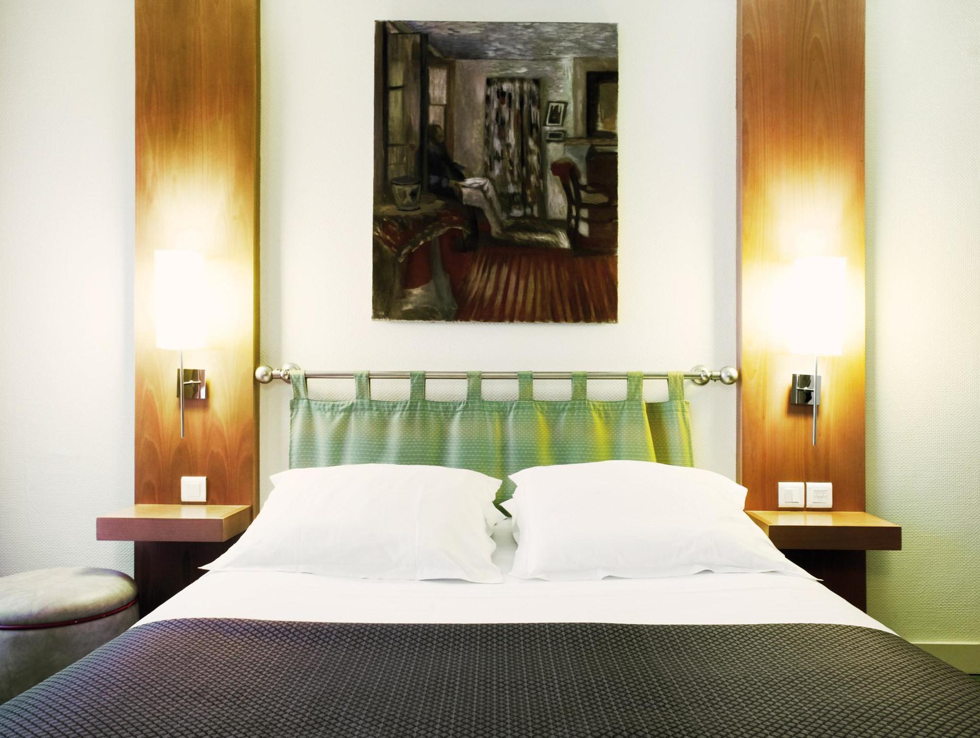 New Opéra Hotel 4*