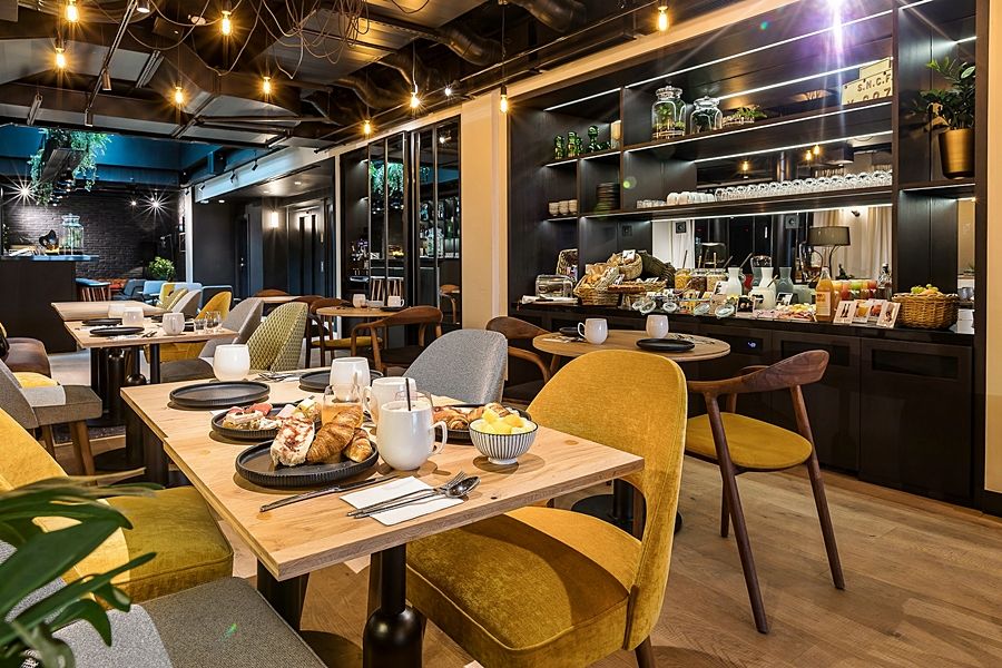 Laz' Urbain 4* Paris